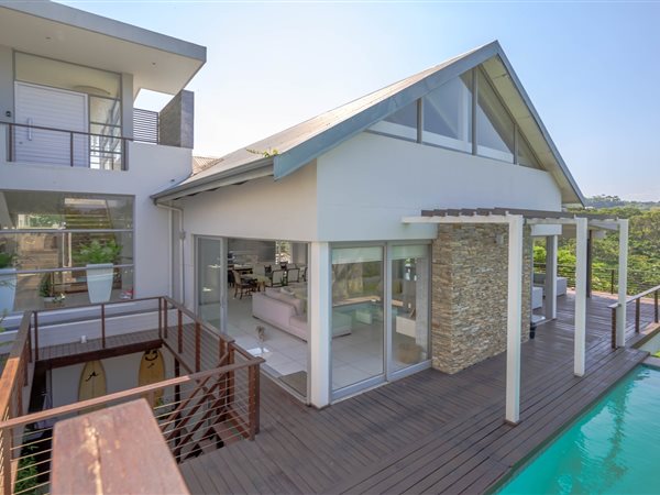 4 Bedroom House 4 Bedroom House