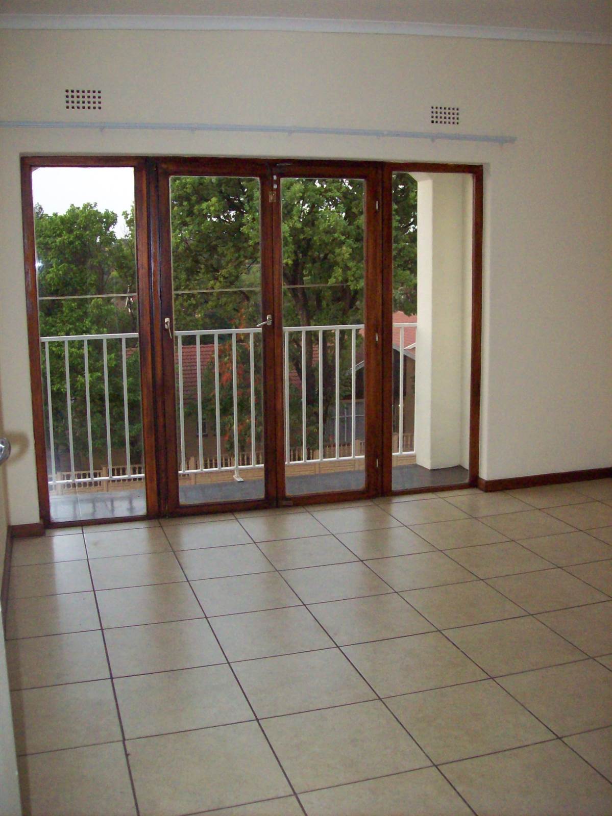 2 Bed Apartment in Wendywood photo number 10