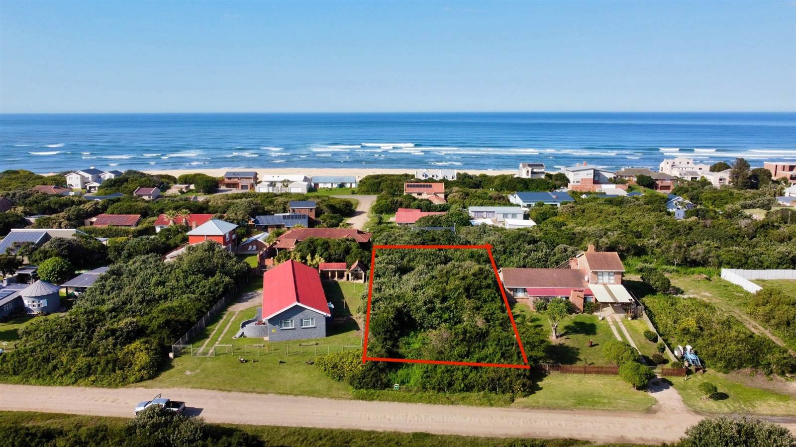 833 m² Land available in Cannon Rocks photo number 7
