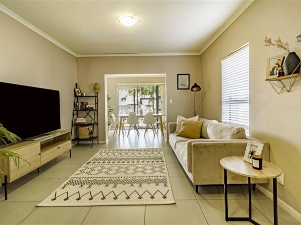 2 Bedroom House 2 Bedroom House
