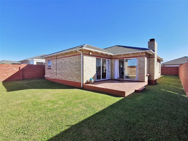 3 Bedroom Townhouse 3 Bedroom Townhouse