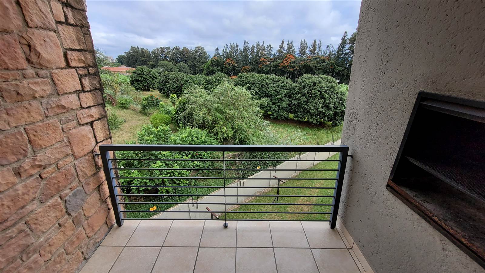 2 Bed Apartment in Nelspruit photo number 15