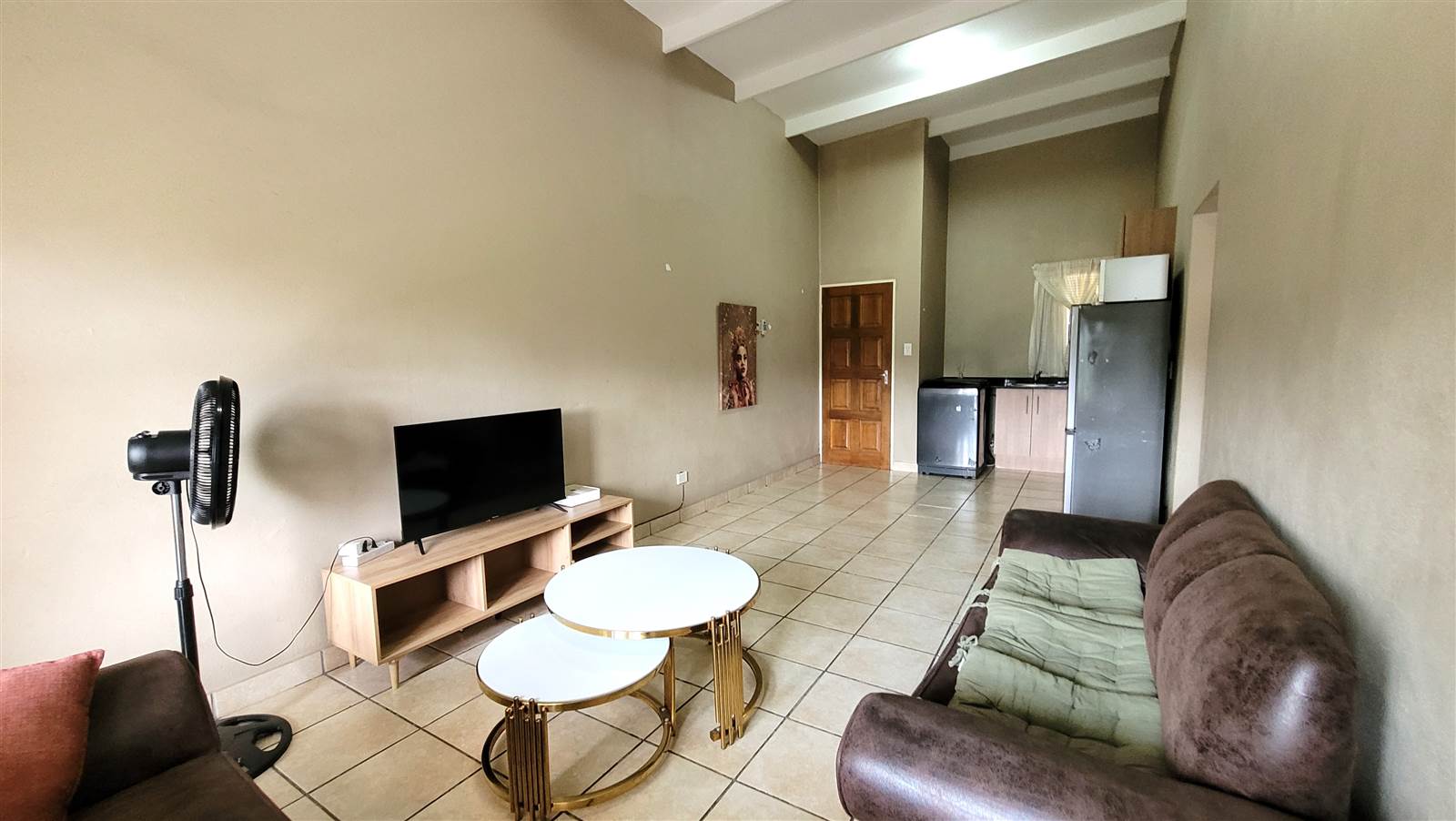 2 Bed Apartment in Nelspruit photo number 16