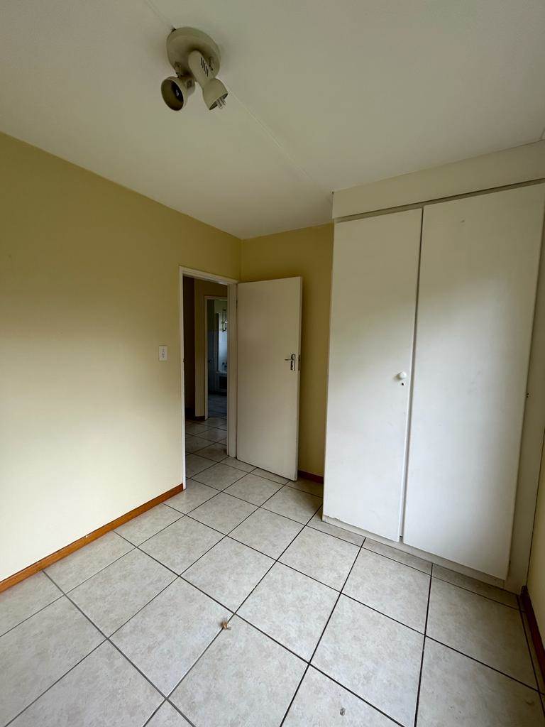 2 Bed Apartment in Boskruin photo number 9