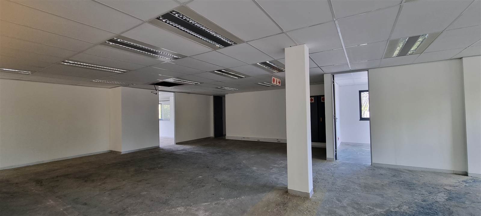 391  m² Commercial space in Randjespark photo number 9