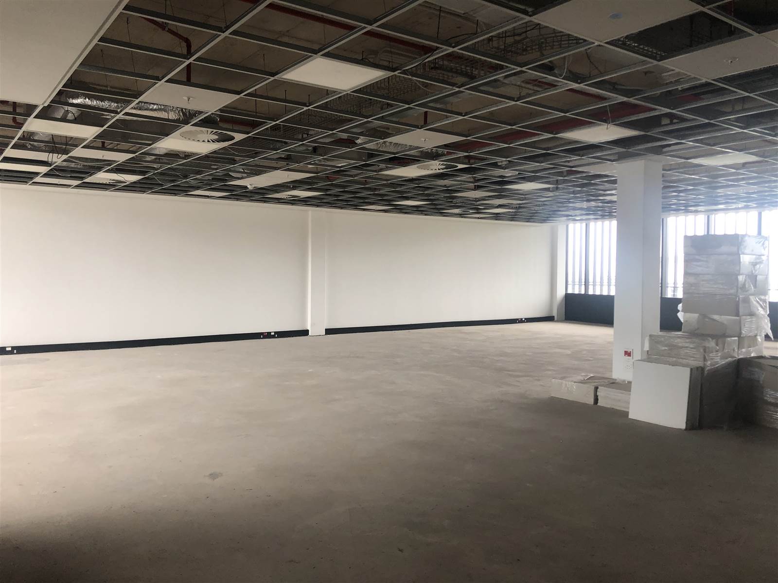 401  m² Commercial space in New Town Centre photo number 2