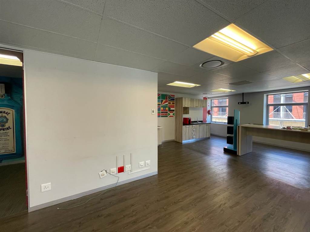251  m² Commercial space in Melrose Arch photo number 27