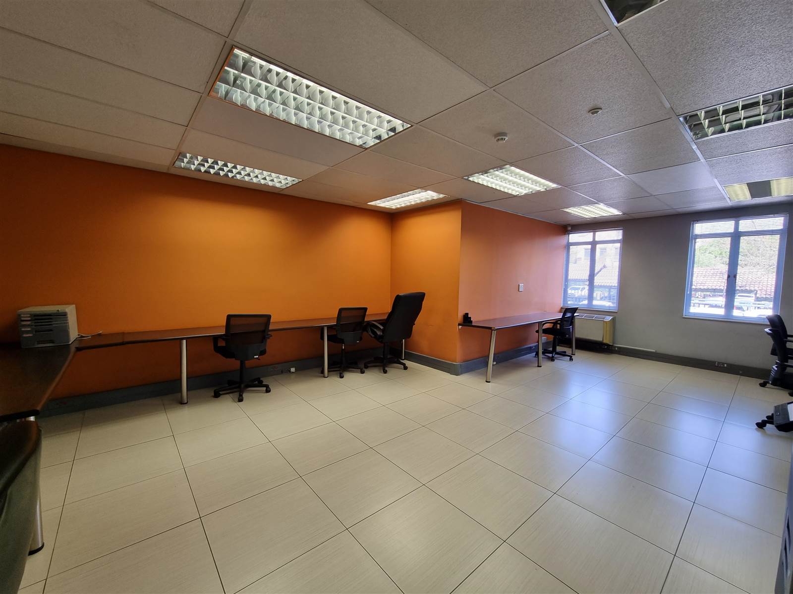 1086  m² Commercial space in Rivonia photo number 11