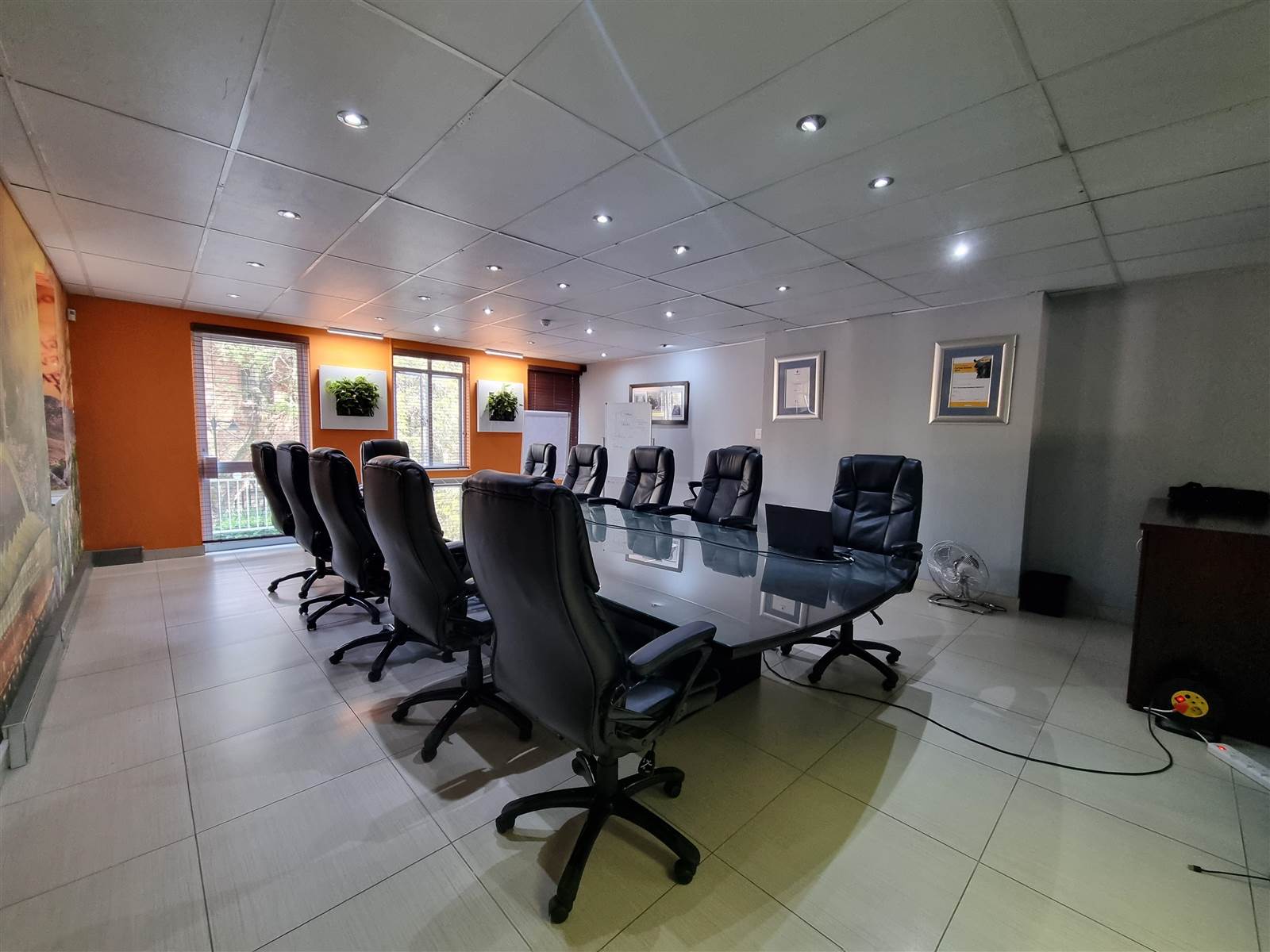 1086  m² Commercial space in Rivonia photo number 9