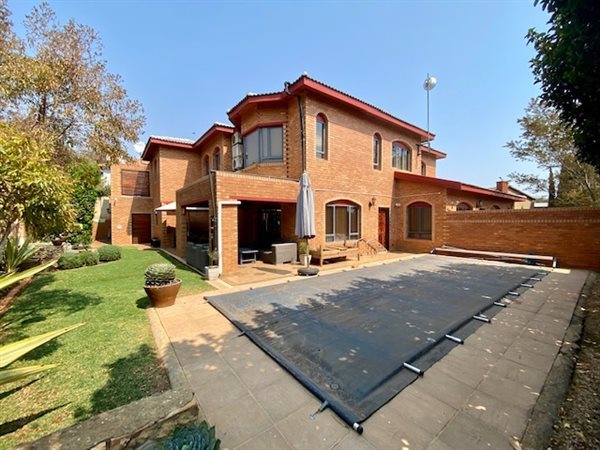 4 Bed House