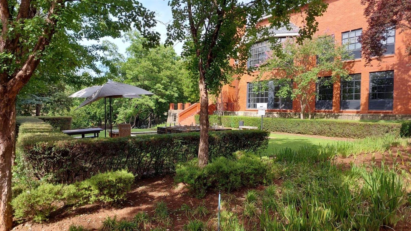 396.56  m² Office Space in Bryanston photo number 17