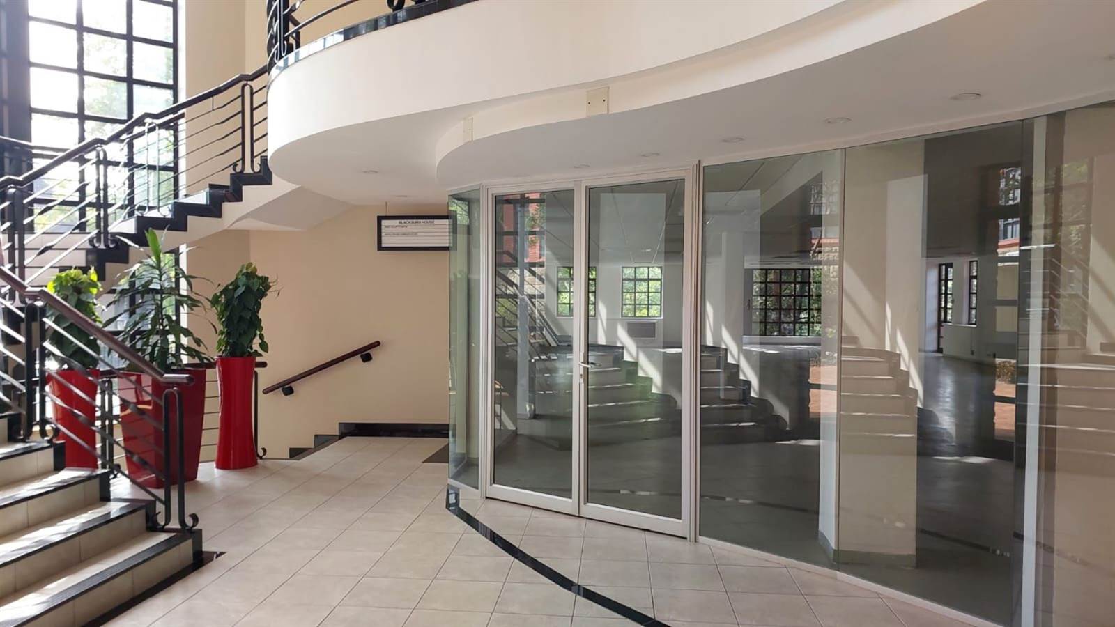 396.56  m² Office Space in Bryanston photo number 2