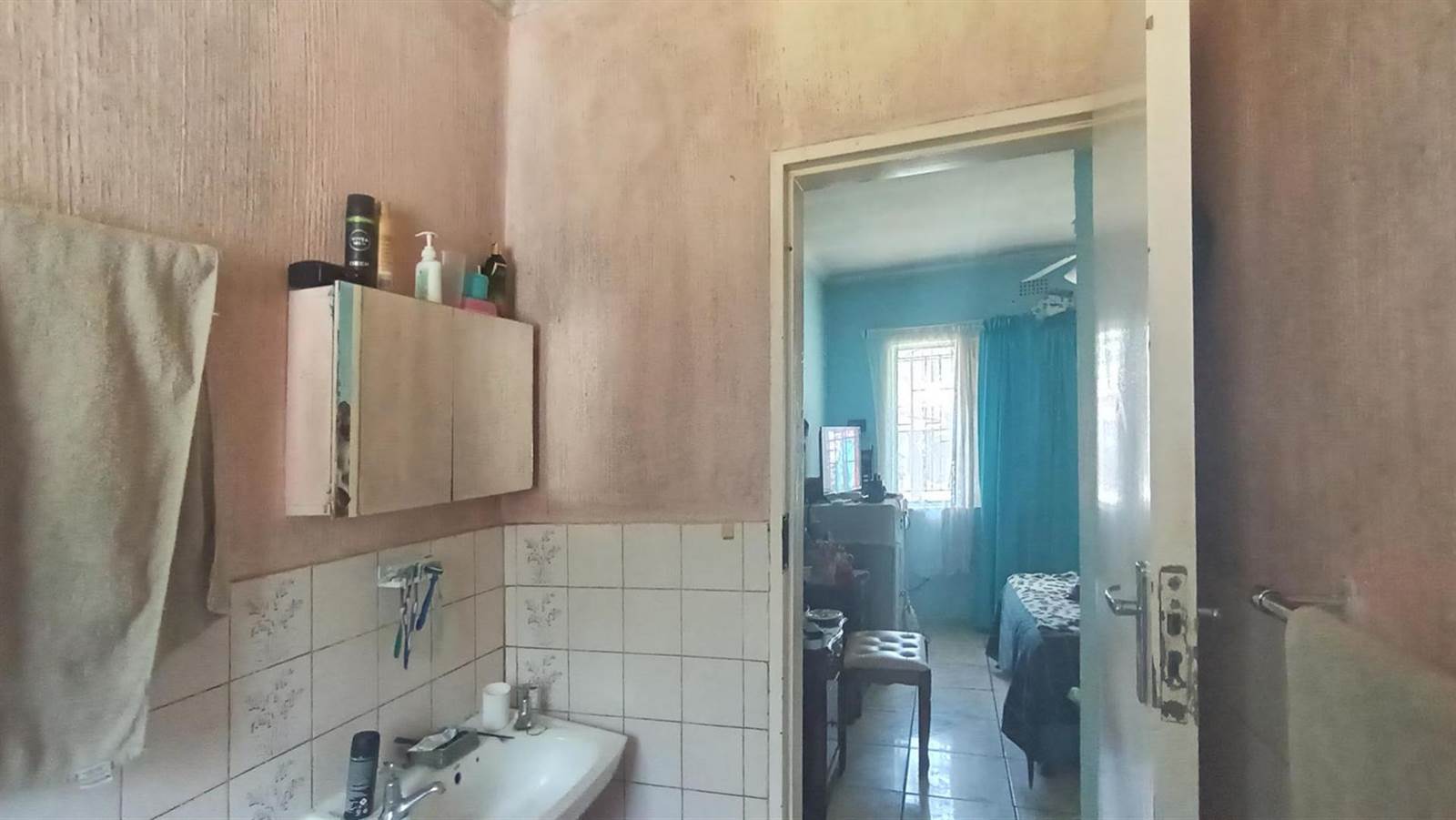 4 Bed House in Brakpan Central photo number 20