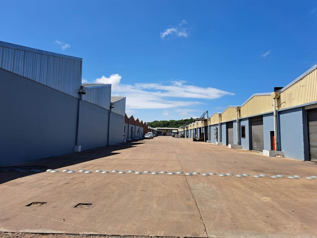 716  m² Industrial space in Tongaat Central photo number 3