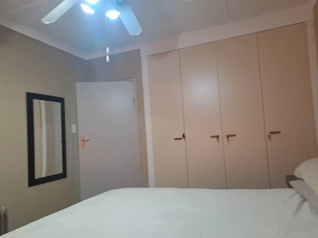 2 Bed Apartment in Manaba photo number 10