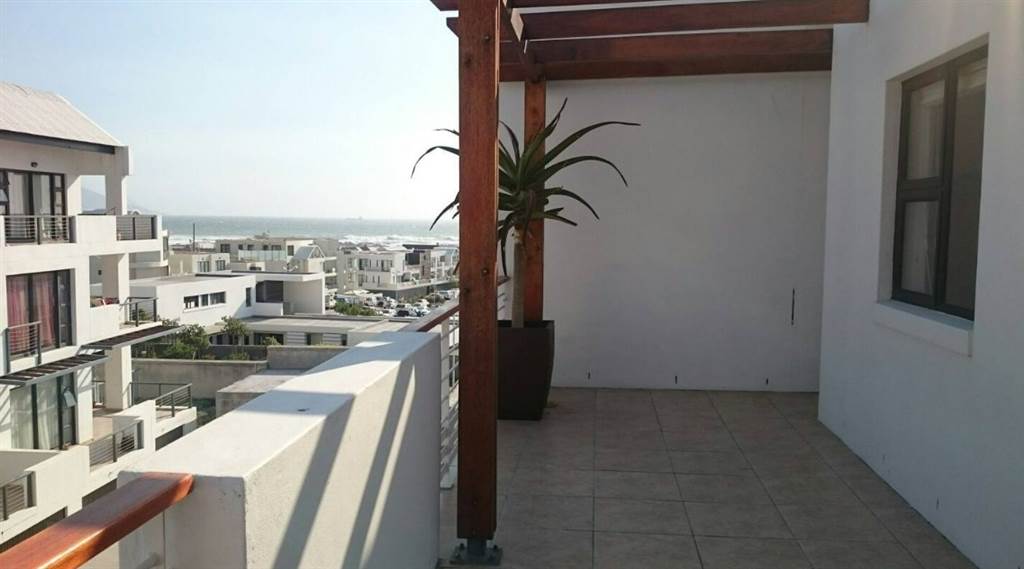 2 Bed Apartment in Big Bay photo number 15