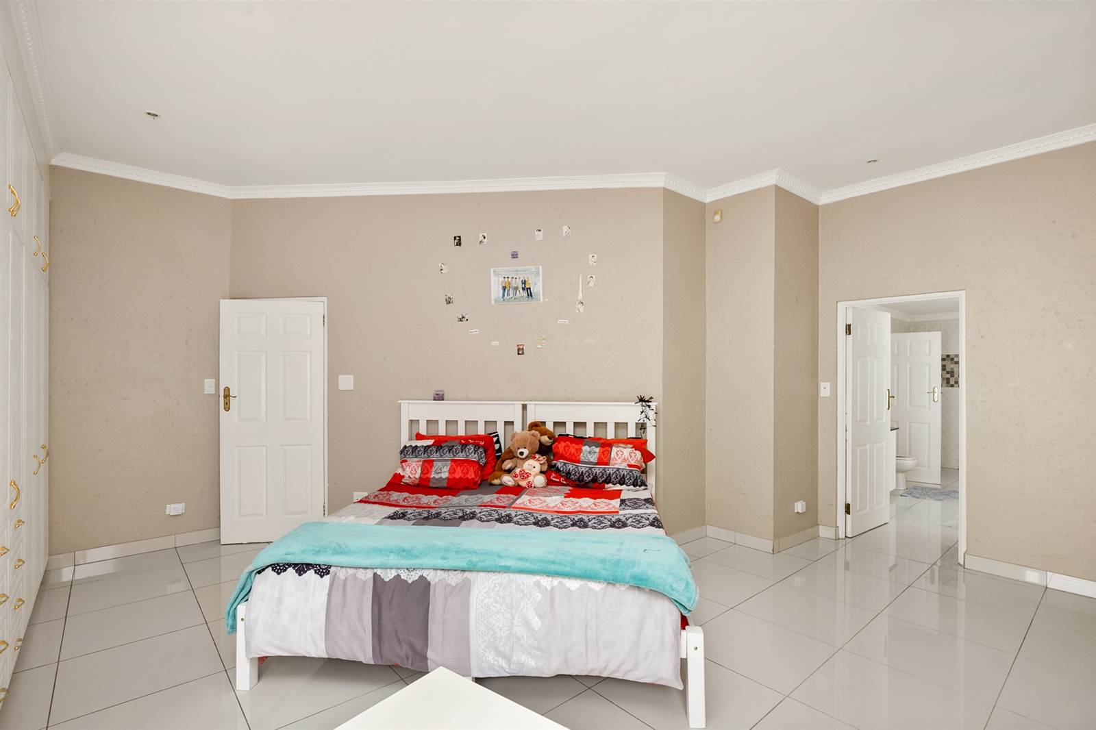 4 Bed Cluster in Bryanston photo number 25