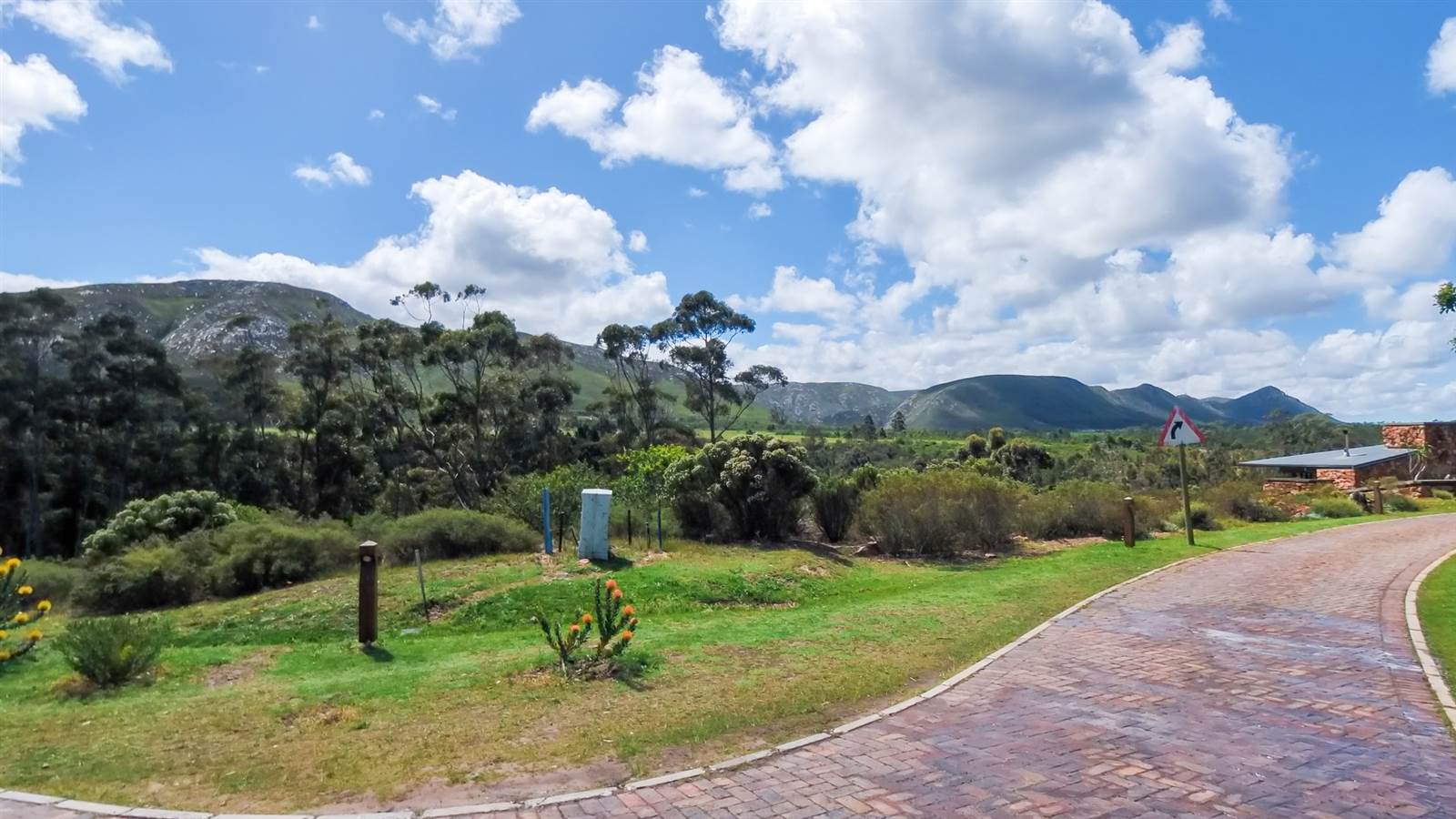 947 m² Land available in Crossways Farm Village photo number 1