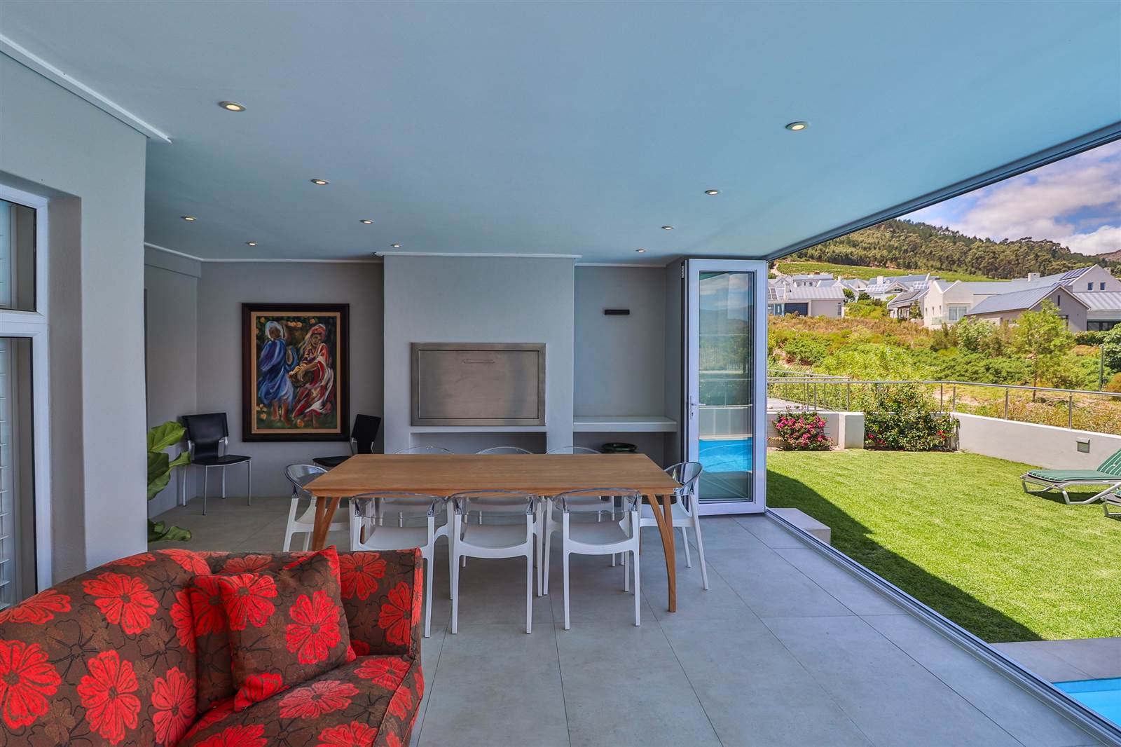 4 Bed House in Franschhoek photo number 10