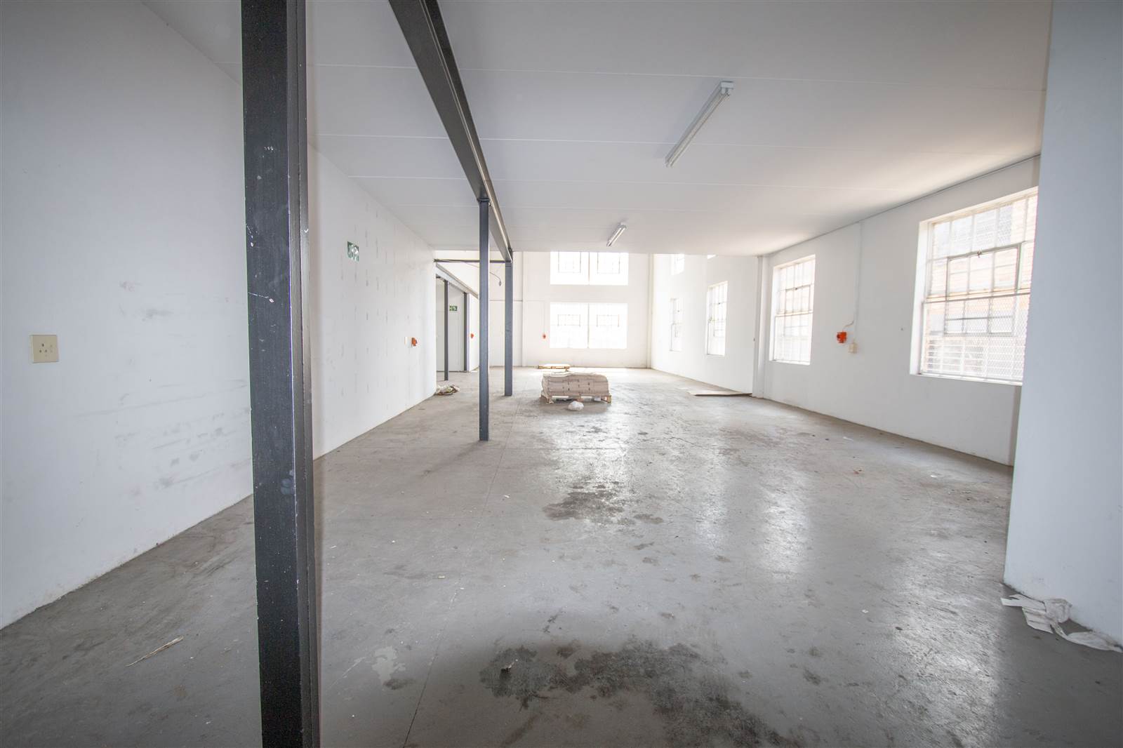 1030  m² Industrial space in Kya Sands photo number 17