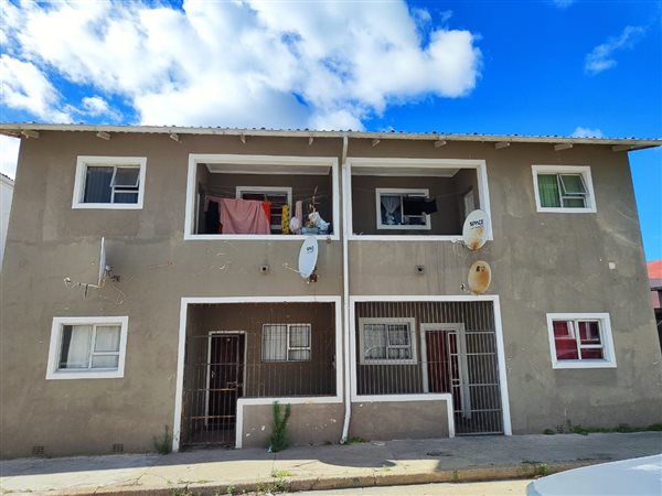 12 Bedroom Apartment