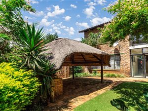 4 Bed Townhouse in Blackheath