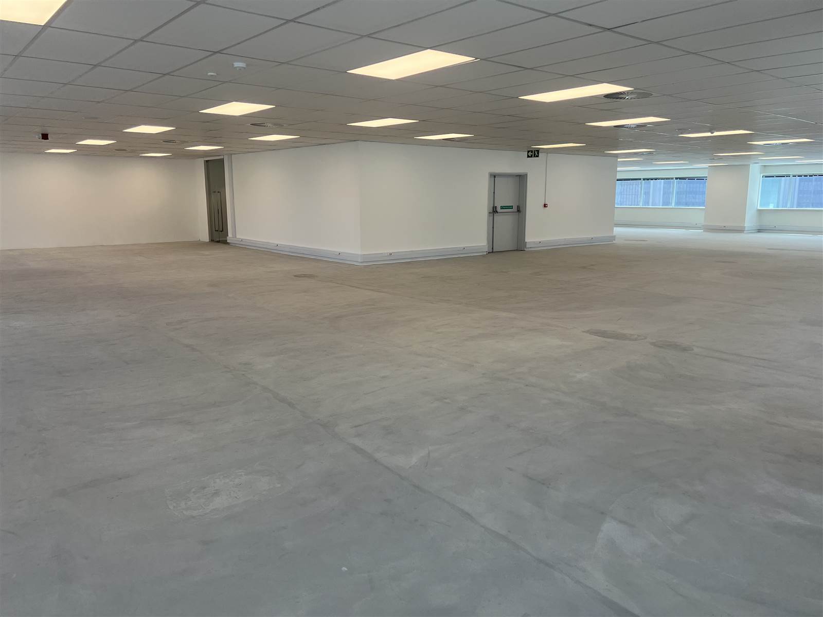 1091  m² Commercial space in Foreshore photo number 11
