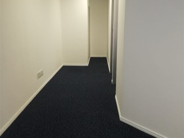 68  m² Office Space