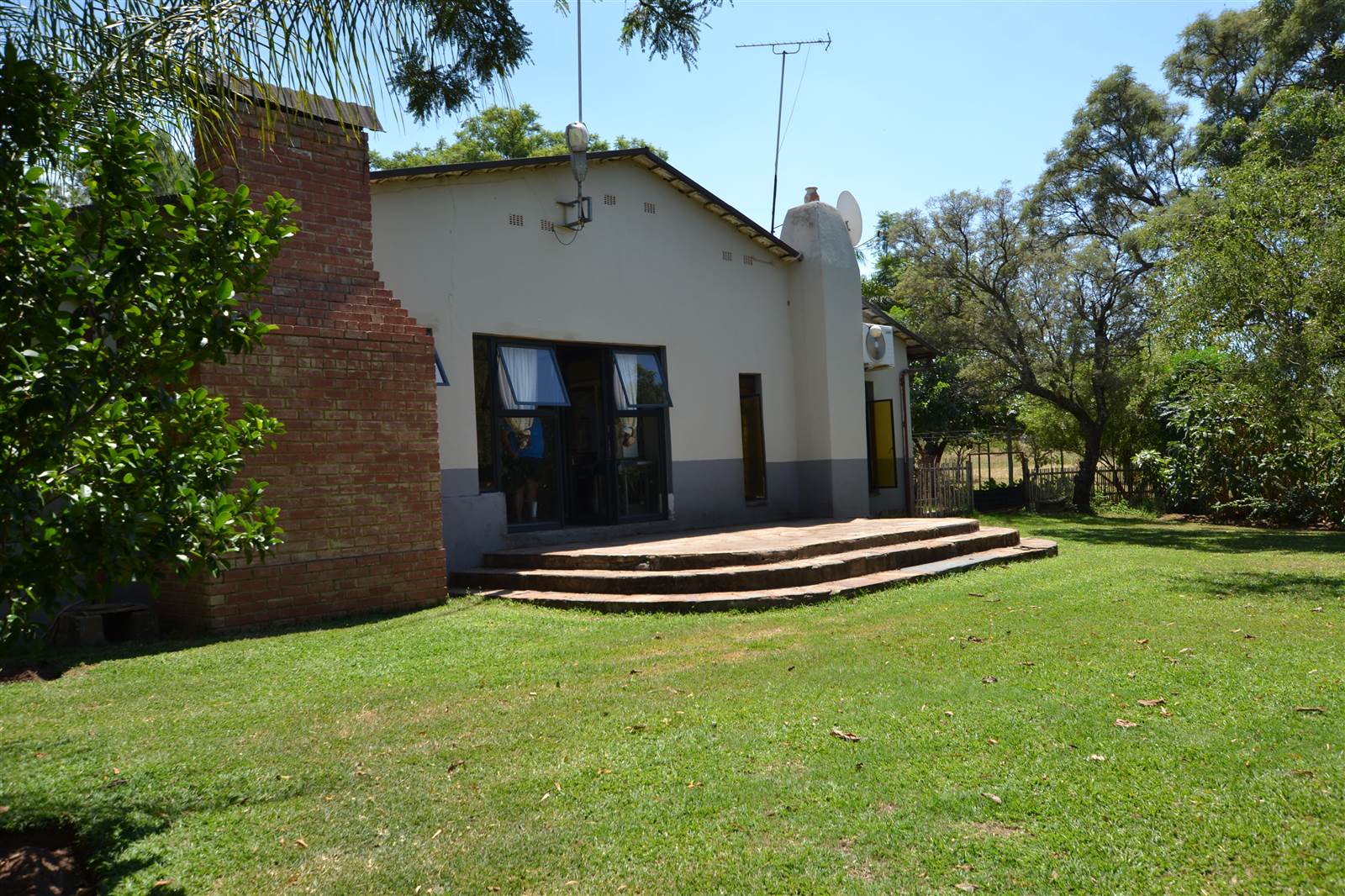 3 Bed House in Bultfontein AH photo number 1