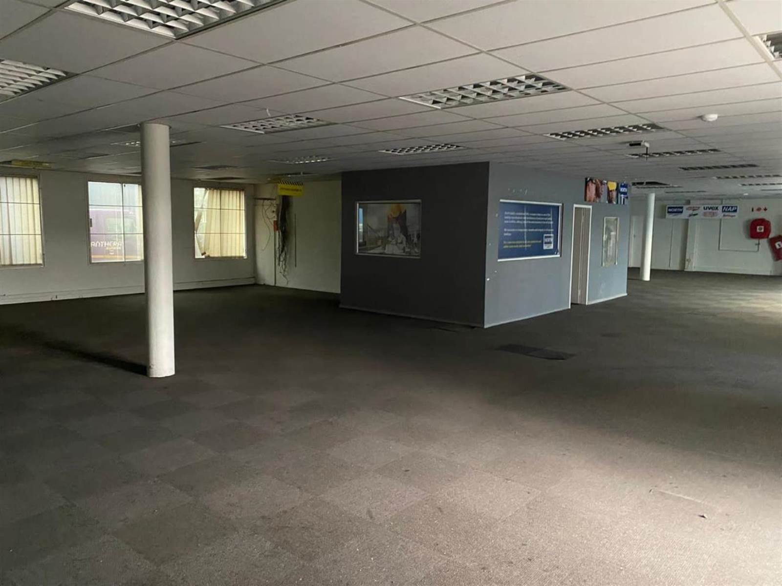 2500  m² Commercial space in Isando photo number 22