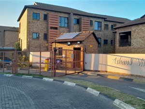 2 Bed Townhouse in Cruywagenpark