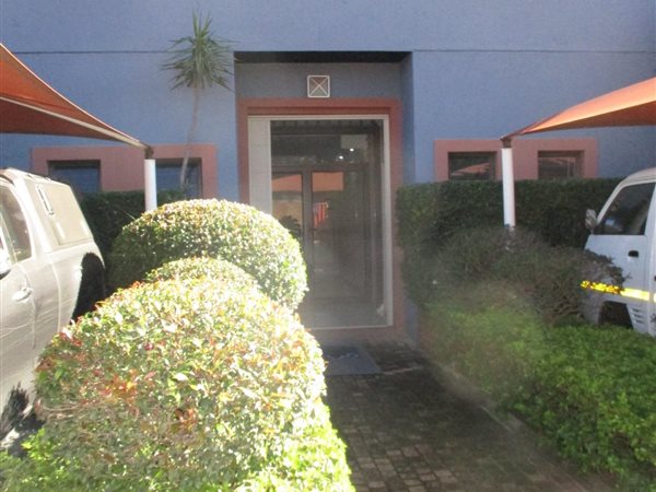 90 m² Office Space 90 m² Office Space