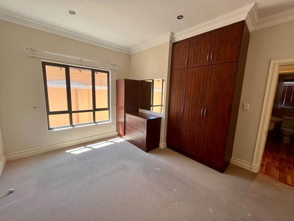 3 Bed Simplex in Umhlali Golf Estate photo number 16