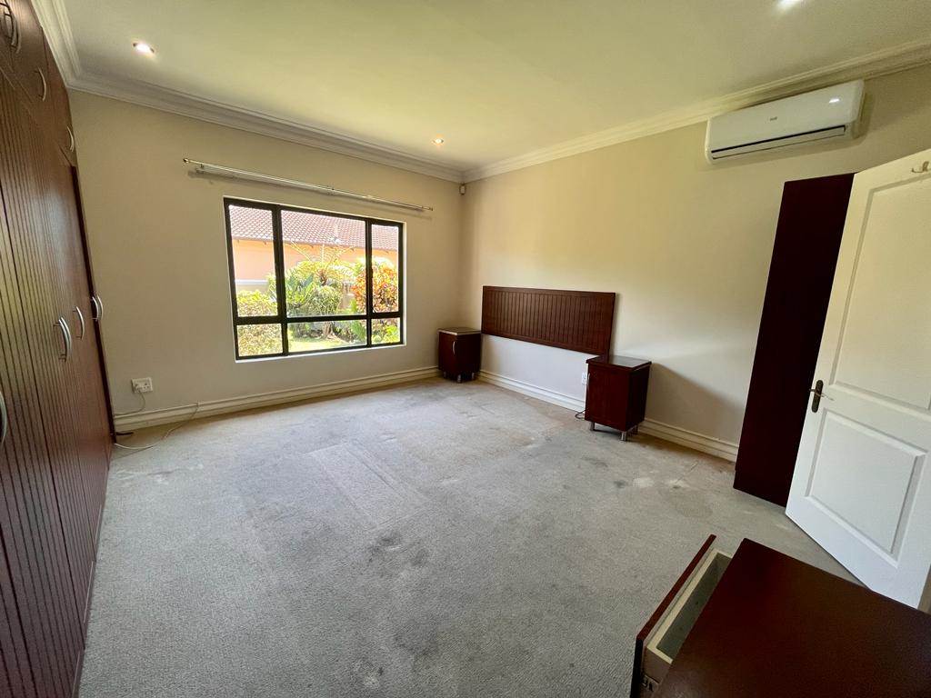 3 Bed Simplex in Umhlali Golf Estate photo number 13
