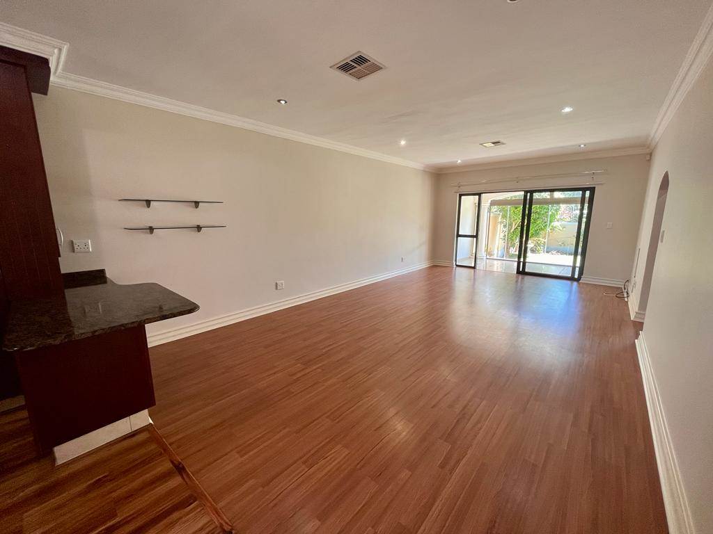 3 Bed Simplex in Umhlali Golf Estate photo number 9