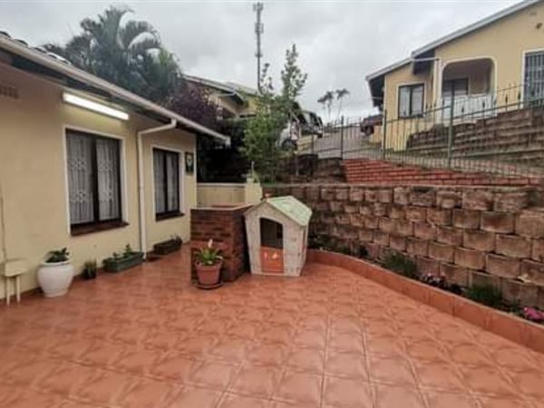 4 Bed House in Greenwood Park