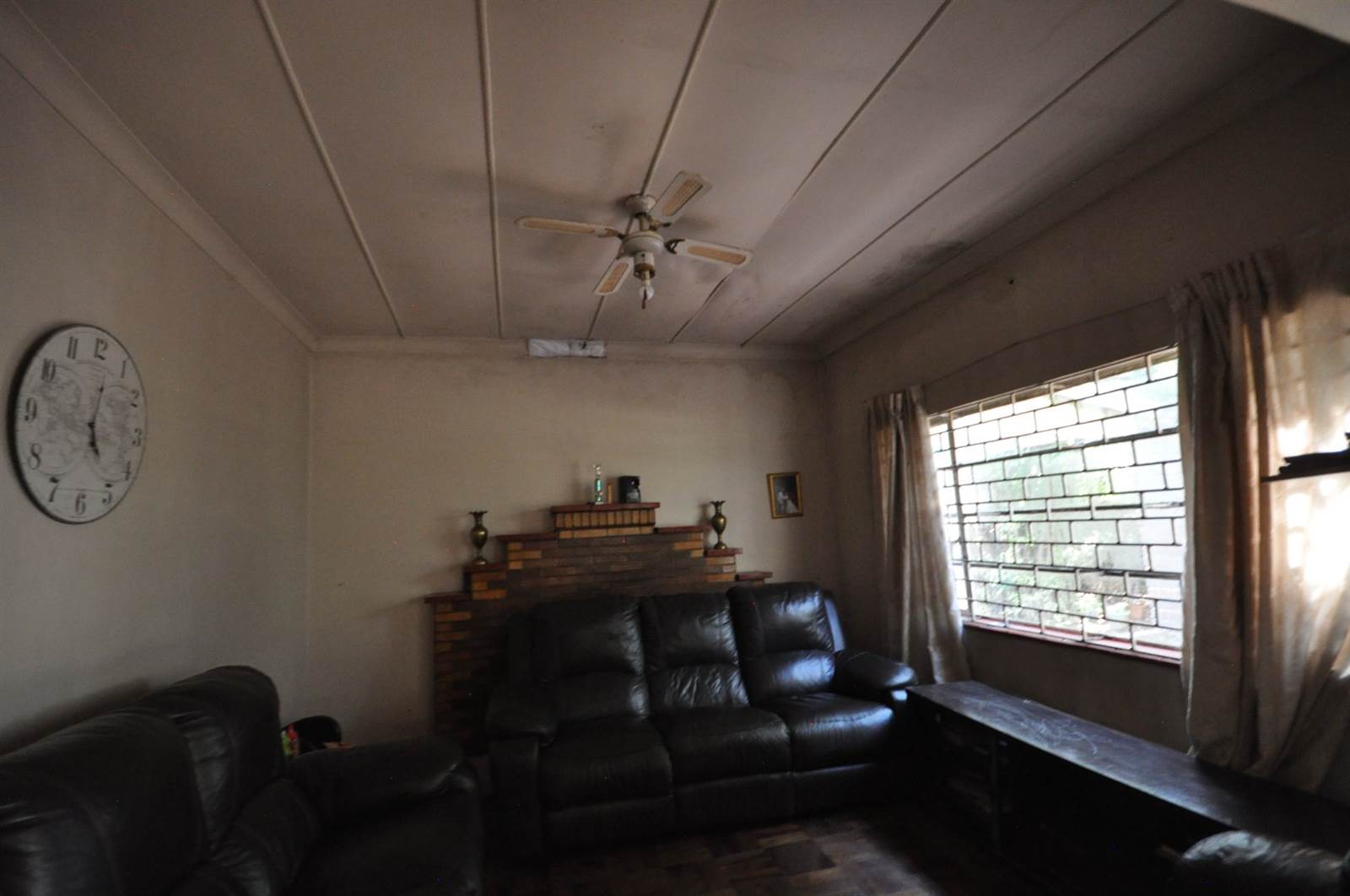 3 Bed House in Randfontein South photo number 5