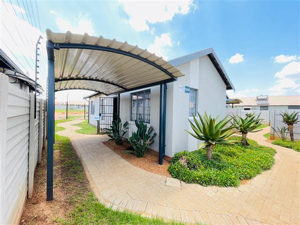 3 Bedroom Simplex 3 Bedroom Simplex