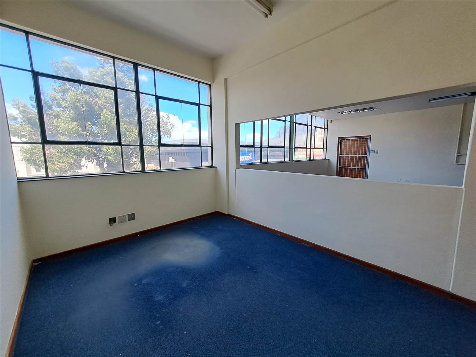 950  m² Commercial space in Maitland photo number 25