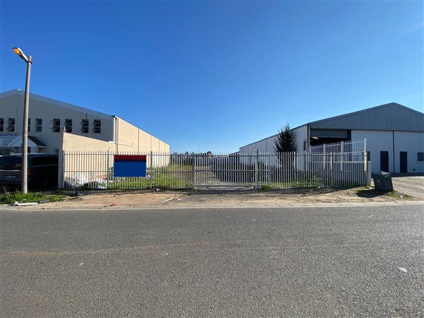 600  m² Industrial space