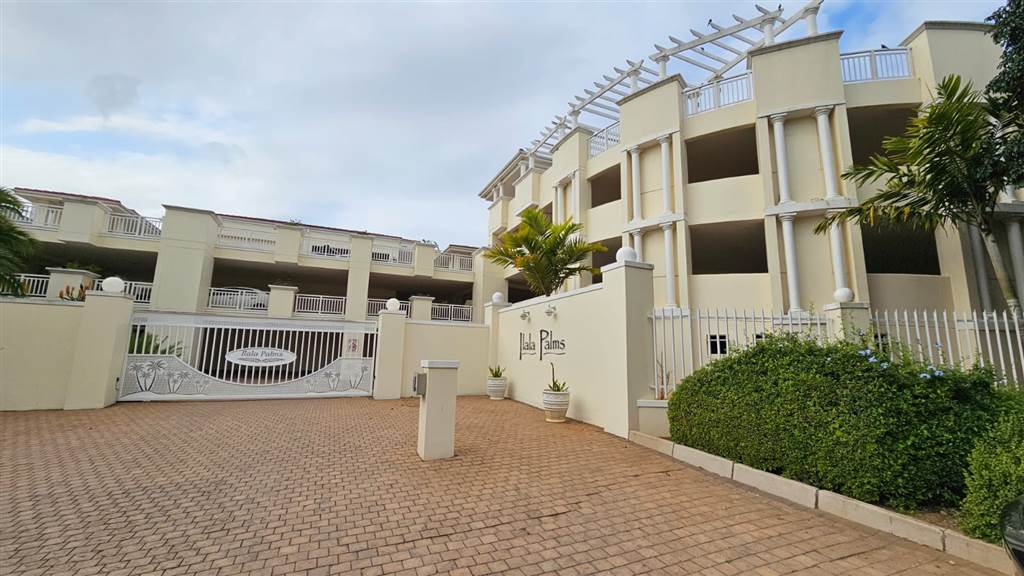 4 Bed Apartment in La Lucia photo number 1