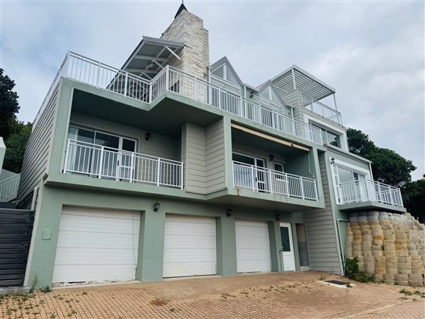 4 Bedroom House 4 Bedroom House