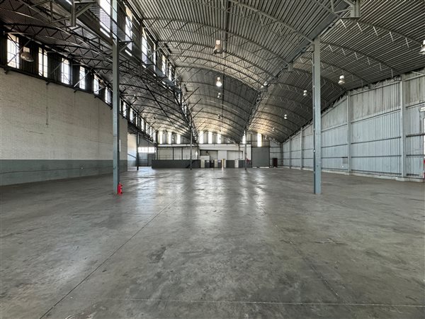 1 721  m² Industrial space