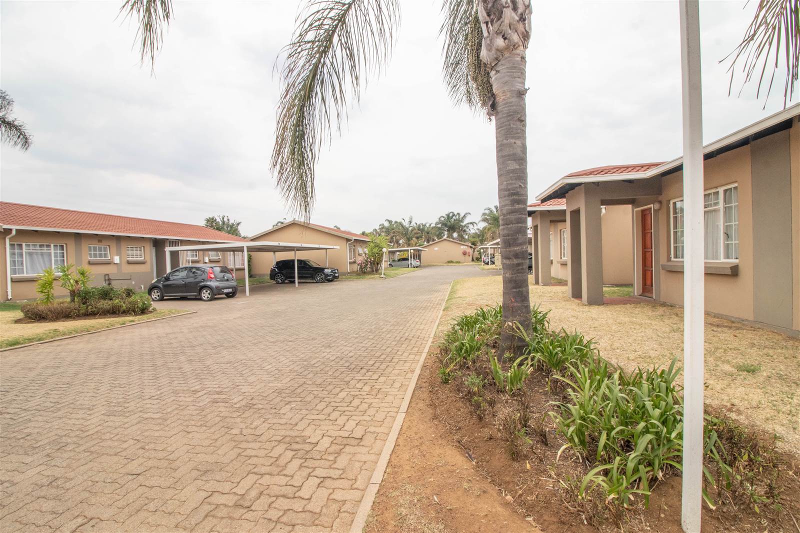 2 Bed House in Kempton Park Ext 4 photo number 4