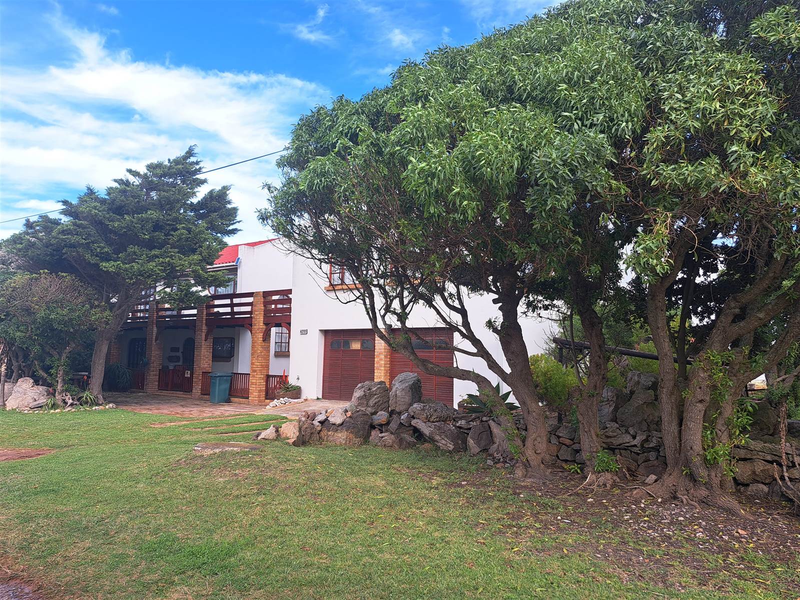 3 Bed House in Bettys Bay photo number 3