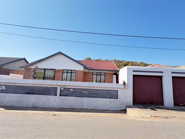 3 Bedroom House 3 Bedroom House