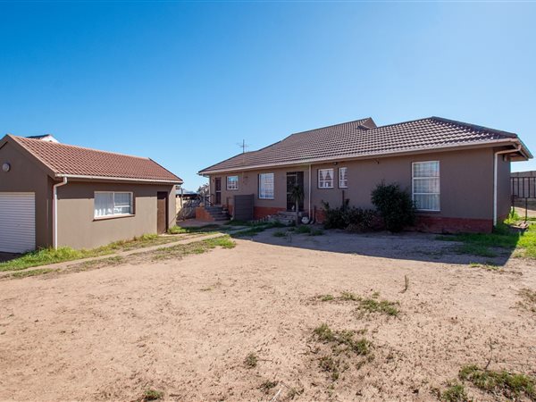 3 Bedroom House 3 Bedroom House