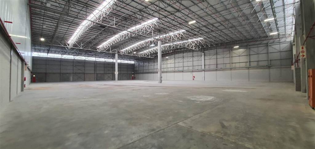 4165  m² Industrial space in Bellville Central photo number 2