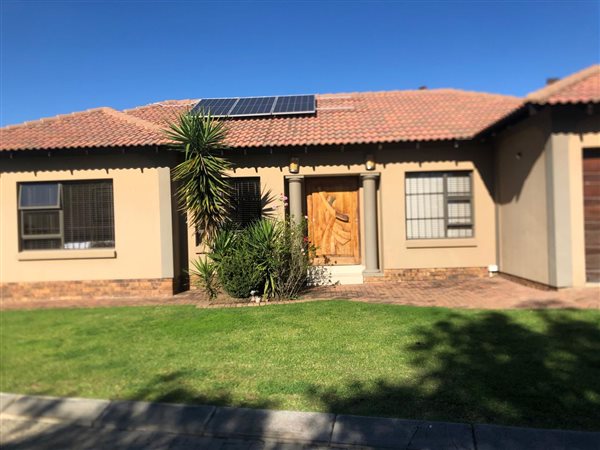 2 Bedroom House 2 Bedroom House