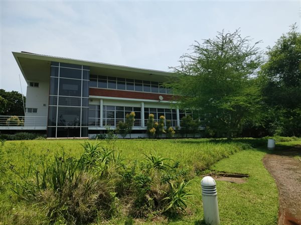 234  m² Commercial space in La Lucia